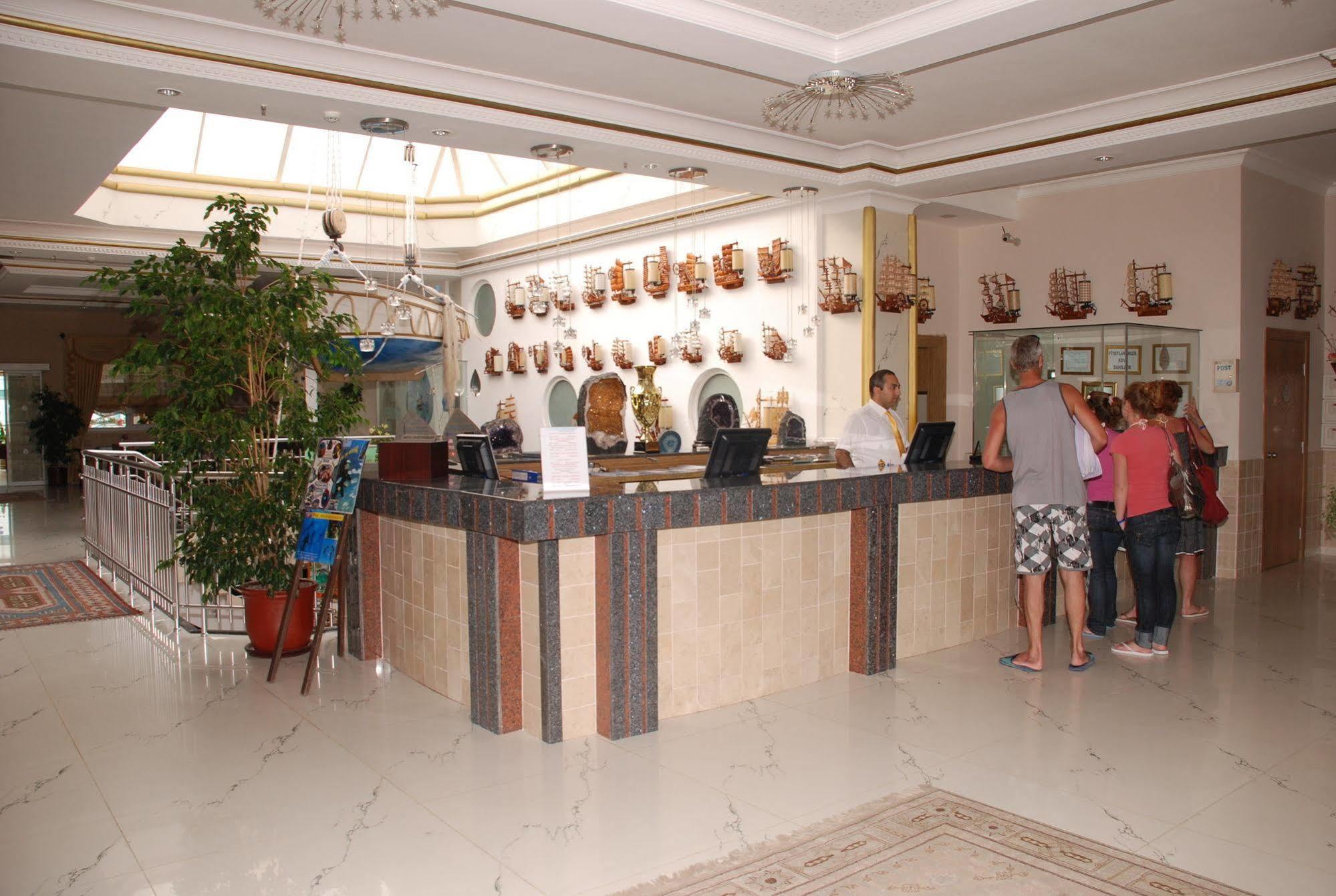 Daima Resort Hotel 凯梅尔 外观 照片