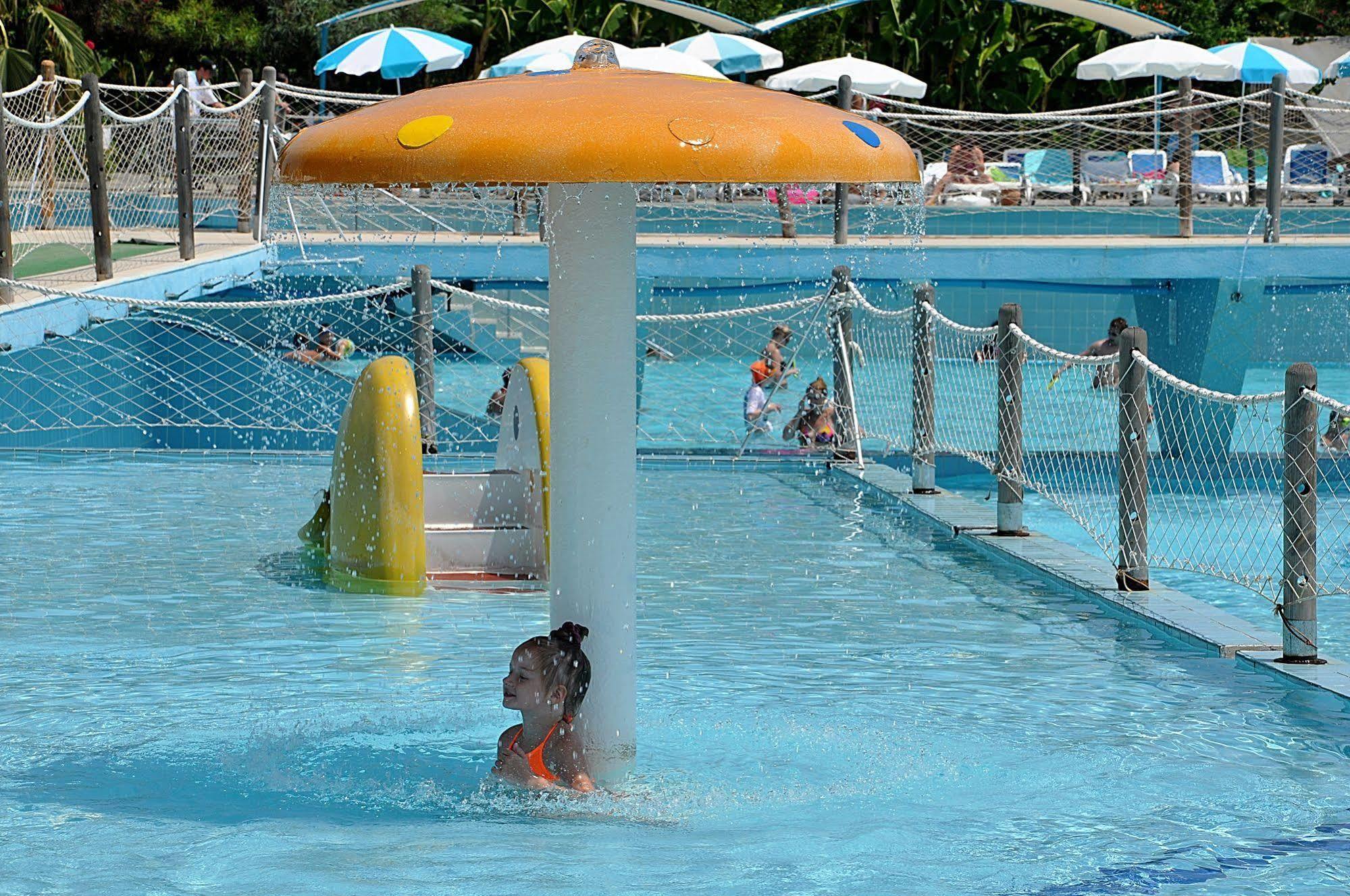 Daima Resort Hotel 凯梅尔 外观 照片
